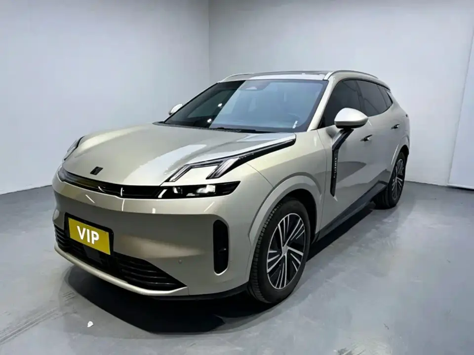 Lynk & Co 08 EM-P 120km Long Range Plus 2024