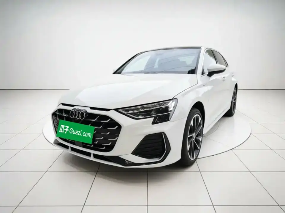 Audi A3 Facelift A3L Limousine 35TFSI Flying Spur Premium 2026