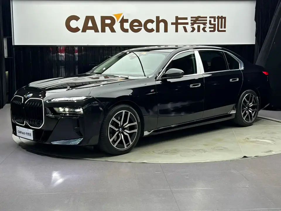 BMW 7 Series Model 735Li M Sport Package 2023