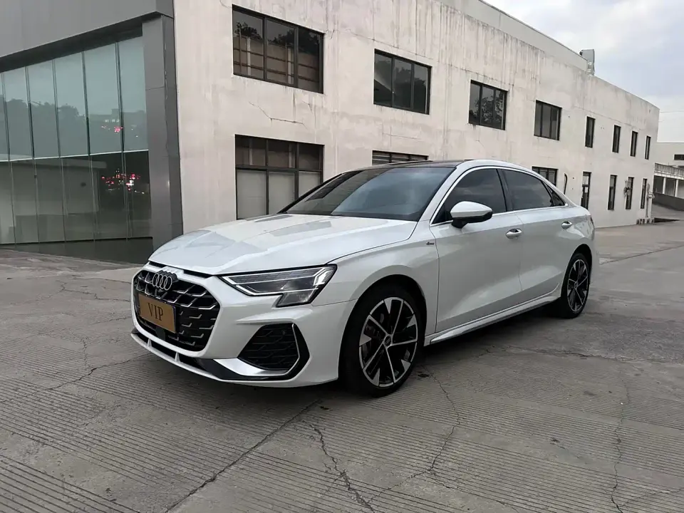 Audi A3 Facelift A3L Limousine 35TFSI Flying Spur Premium 2026