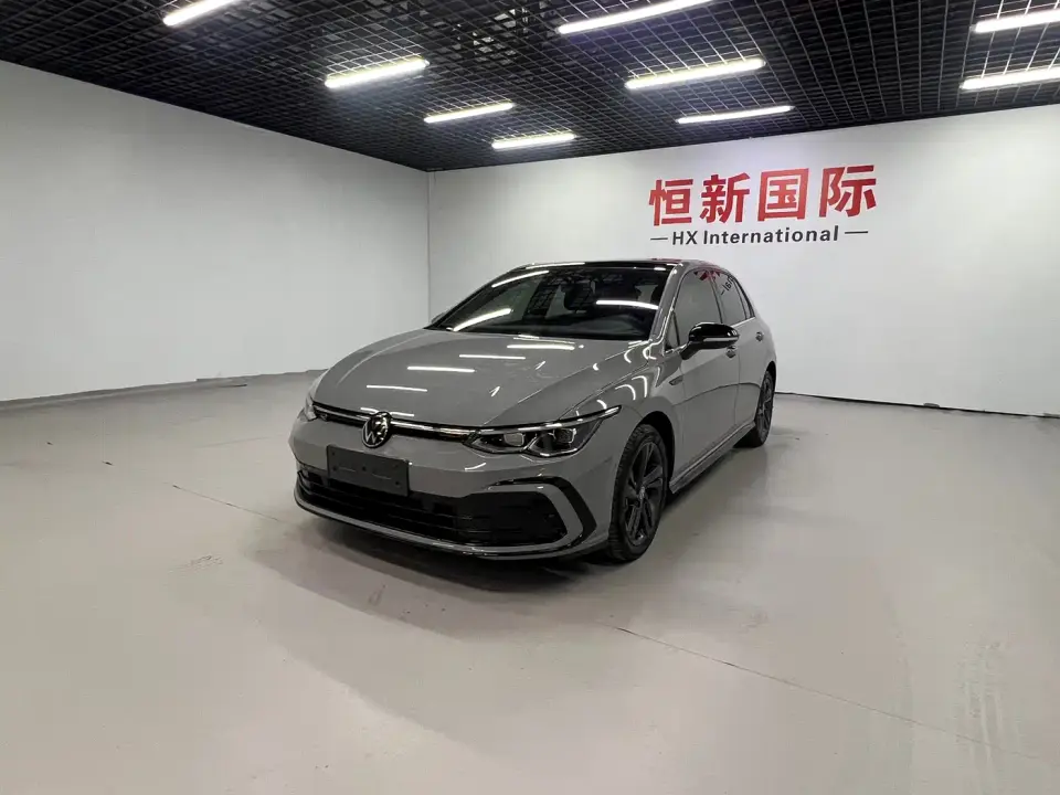 Volkswagen Golf Model 280TSI DSG R-Line 2024