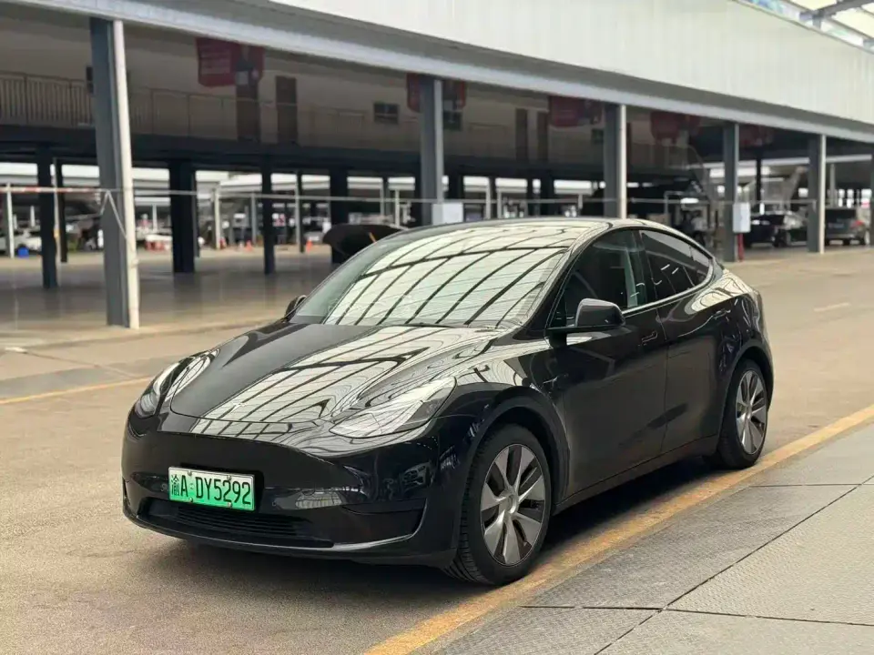 Tesla Model Y Facelift Rear-Wheel Drive Version 2022