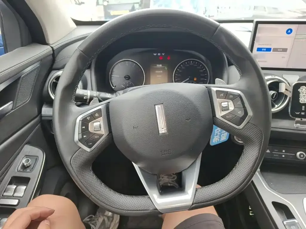 Wey VV5 1.5T 2WD Style Pioneer 2021 — фото 11