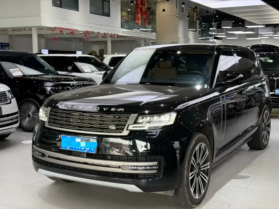 Land Rover Range Rover 3.0 L6 400PS Golden Age Extended 7-Seater 2024