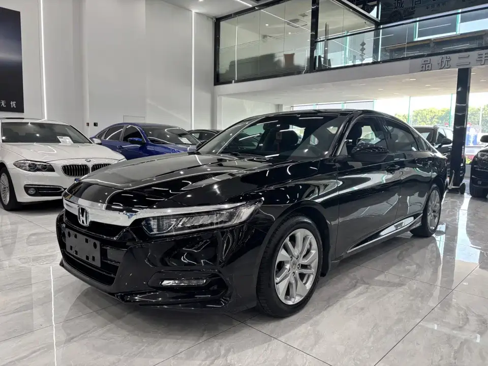 Honda Accord 260TURBO Luxury Edition China V 2020