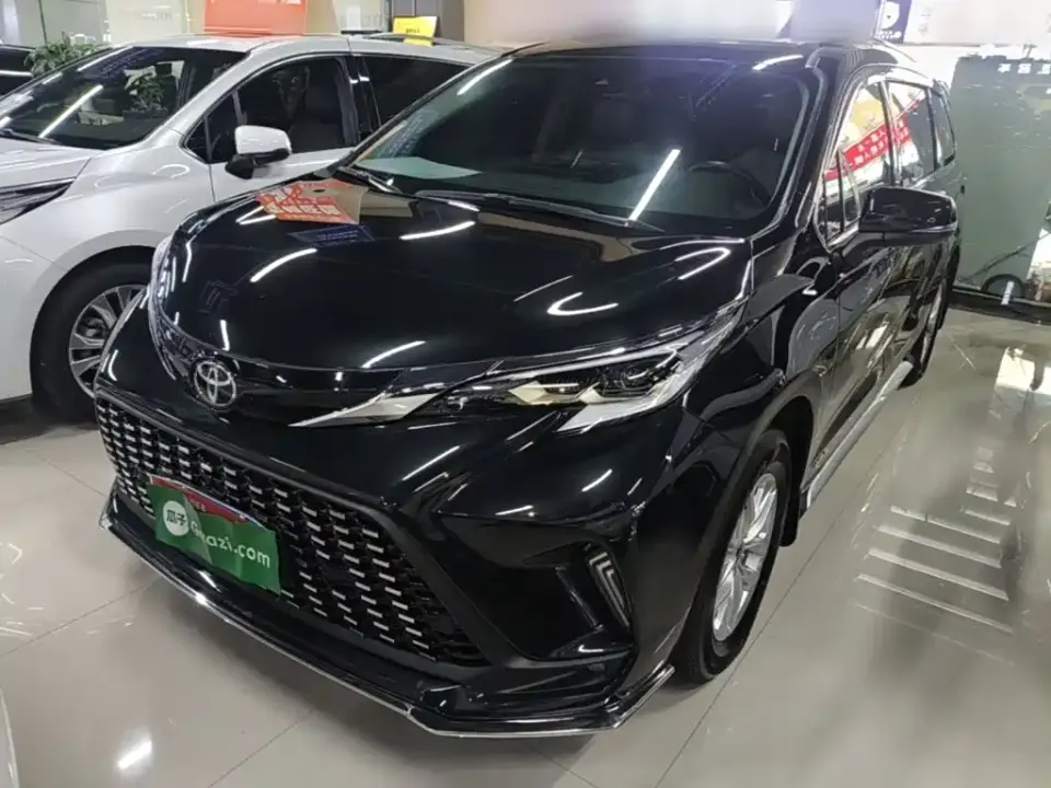 Toyota Granvia 2.5L Hybrid Comfort 2025