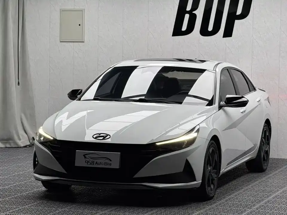 Hyundai Elantra 1.5L CVT 20th Anniversary Edition 2022