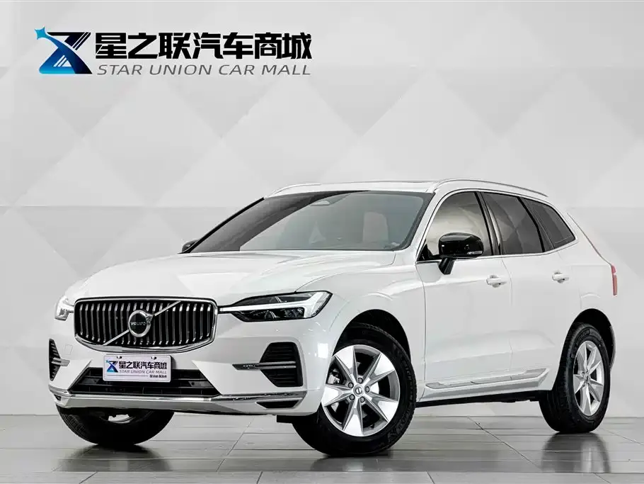 Volvo XC60 B5 AWD R-Design 2022