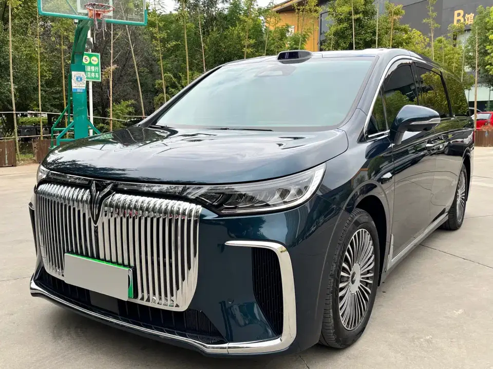 Voyah Auto Voyah Dreamer Model PHEV 4WD Premium QianKun Edition 2025