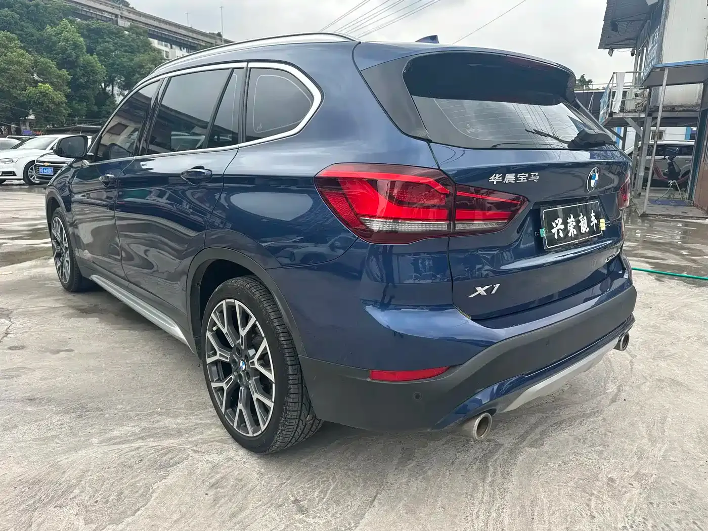BMW X1 xDrive25Li Premium 2022 — фото 5