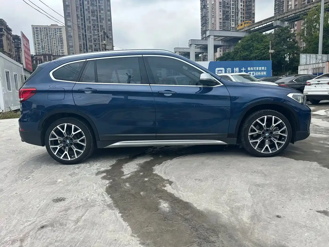 BMW X1 xDrive25Li Premium 2022 — фото 7