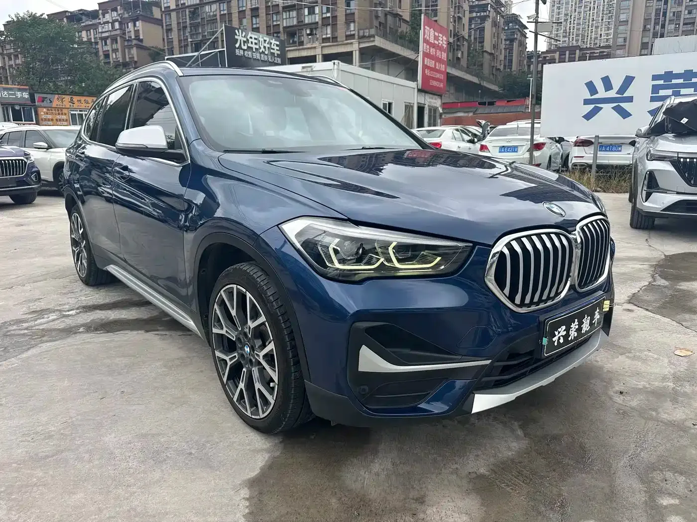 BMW X1 xDrive25Li Premium 2022 — фото 3