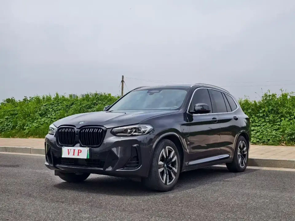 BMW iX3 Innovation Leader 2023