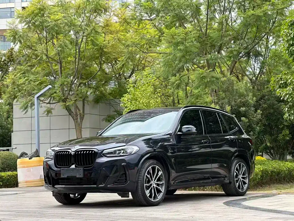 BMW X3 xDrive30i Leading M Night Package 2022