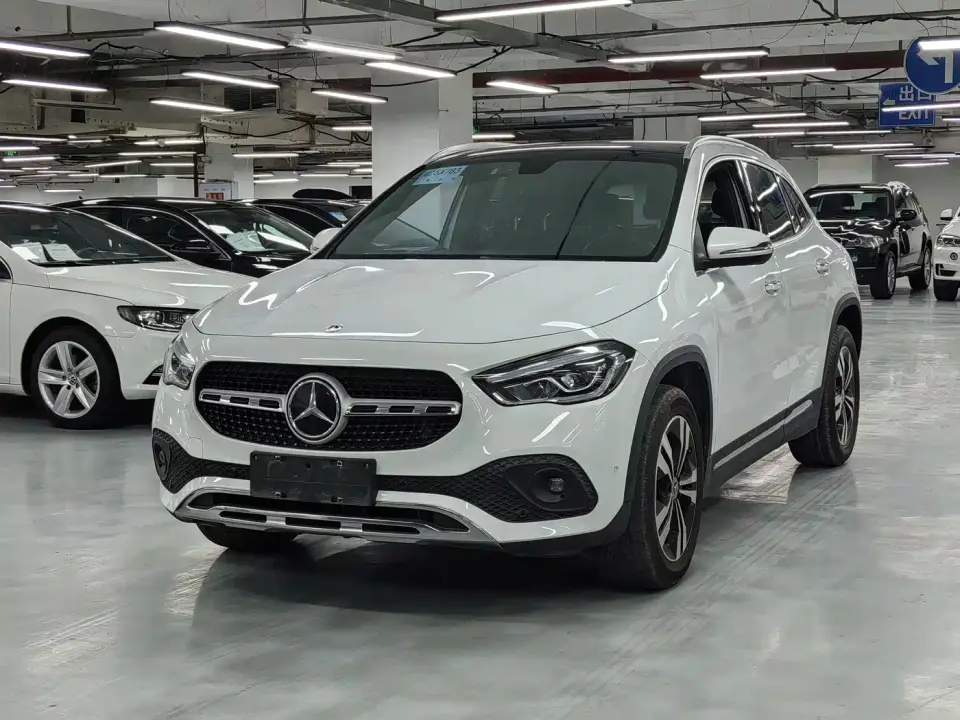 Mercedes-Benz GLA-Class GLA 200 2020