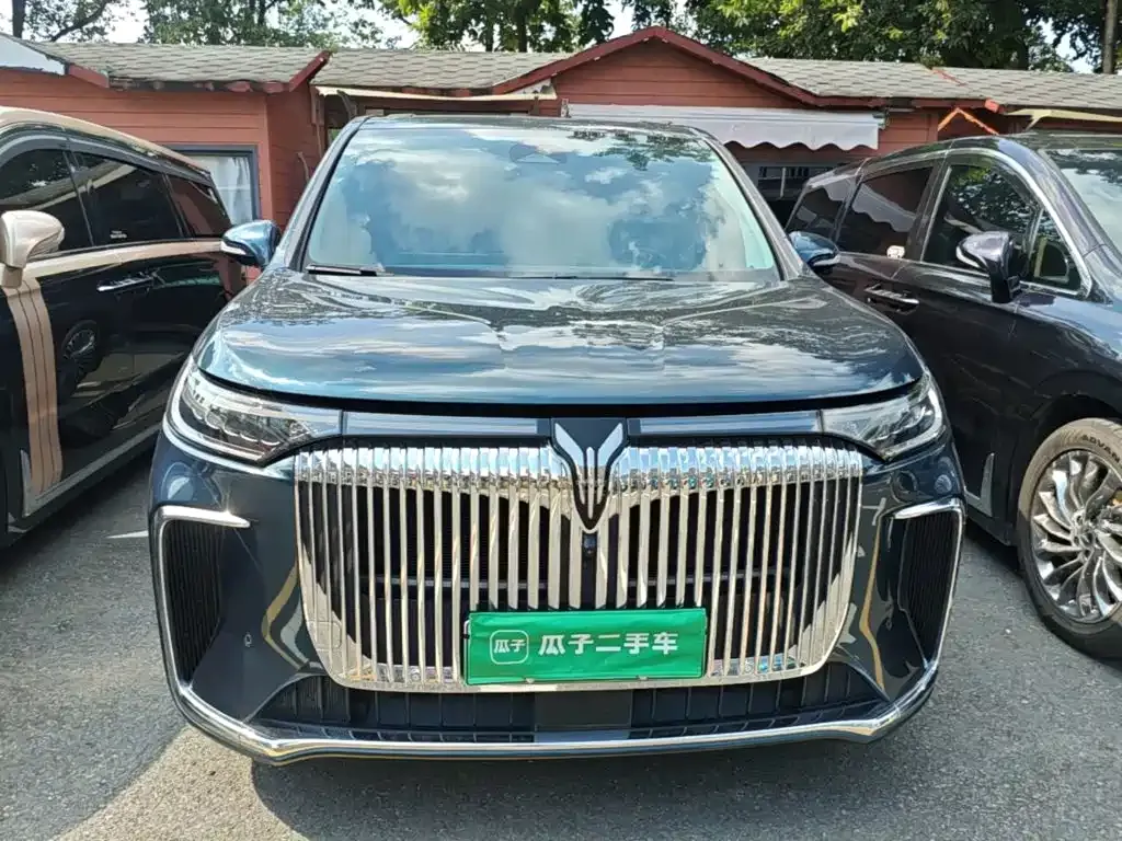 Voyah Auto Voyah Dreamer PHEV AWD Excellent Kunpeng Edition 2025 — фото 3