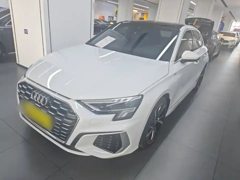 Audi A3 Model Sportback 35 TFSI Fashion Sport 2024