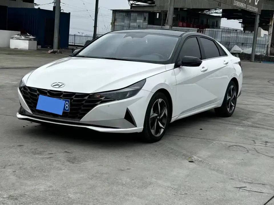 Hyundai Elantra Model 1.5L CVT LUX Premium Edition 2023