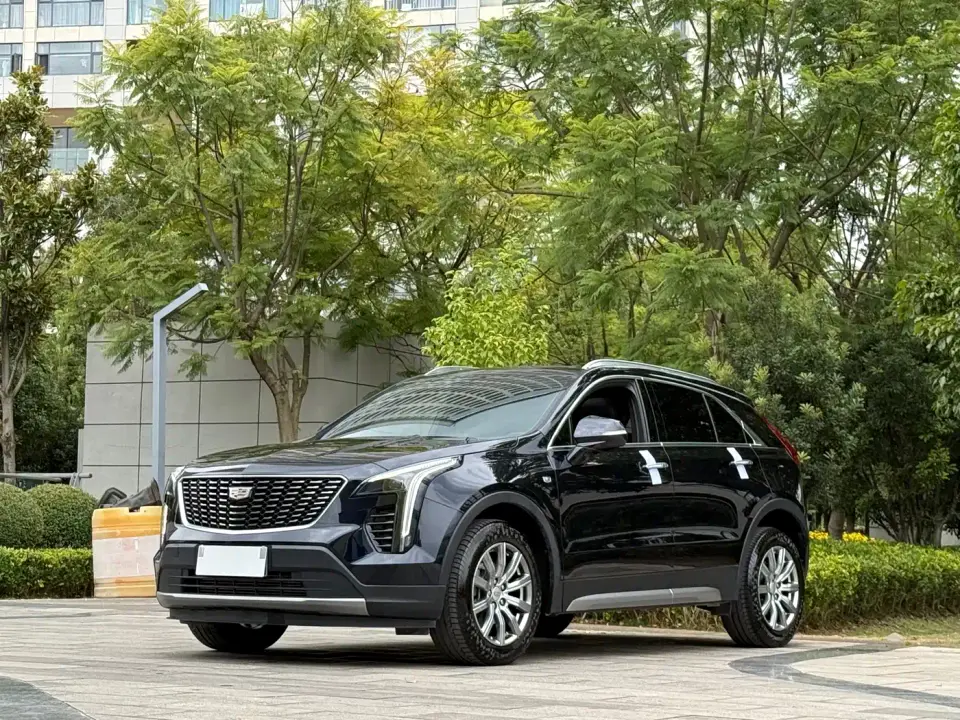 Cadillac XT4 28T FWD Luxury Edition 2021