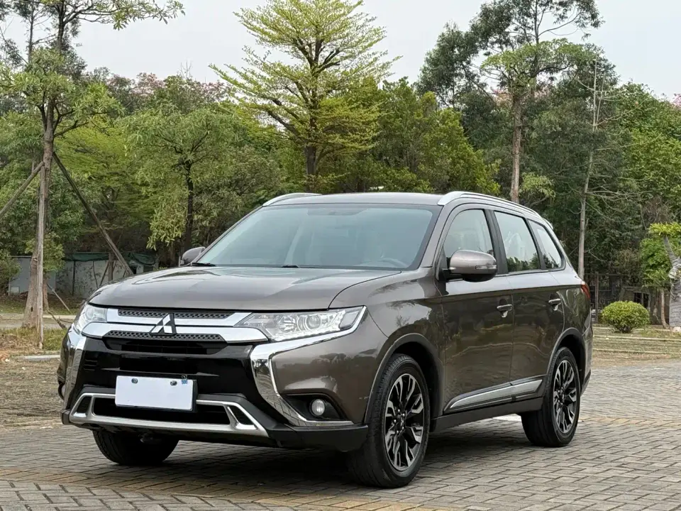 Mitsubishi Outlander 2.0L 2WD Enjoy 5-Seater China VI 2019