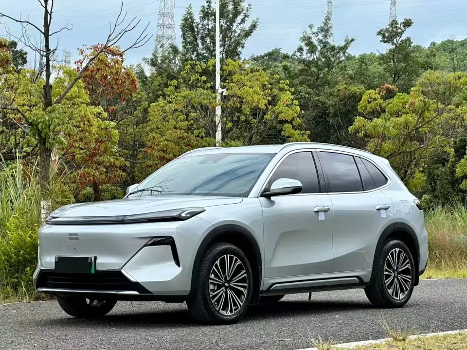 Geely Galaxy Galaxy Starship 7 EM-i 120km Navigation Edition 2025