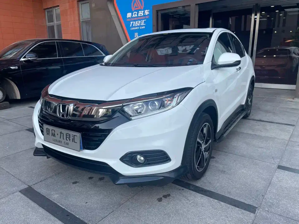 Honda Vezel 1.5L CVT Phantom Night Pioneer Edition 2022
