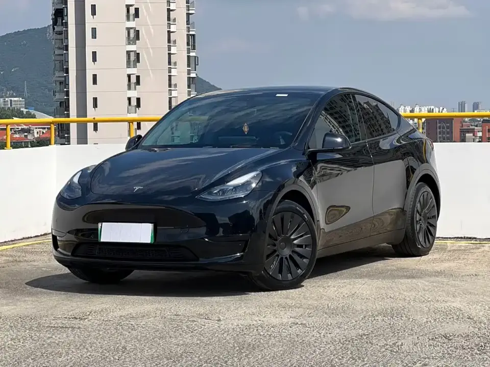 Tesla Model Y Facelift Rear-Wheel Drive Version 2023