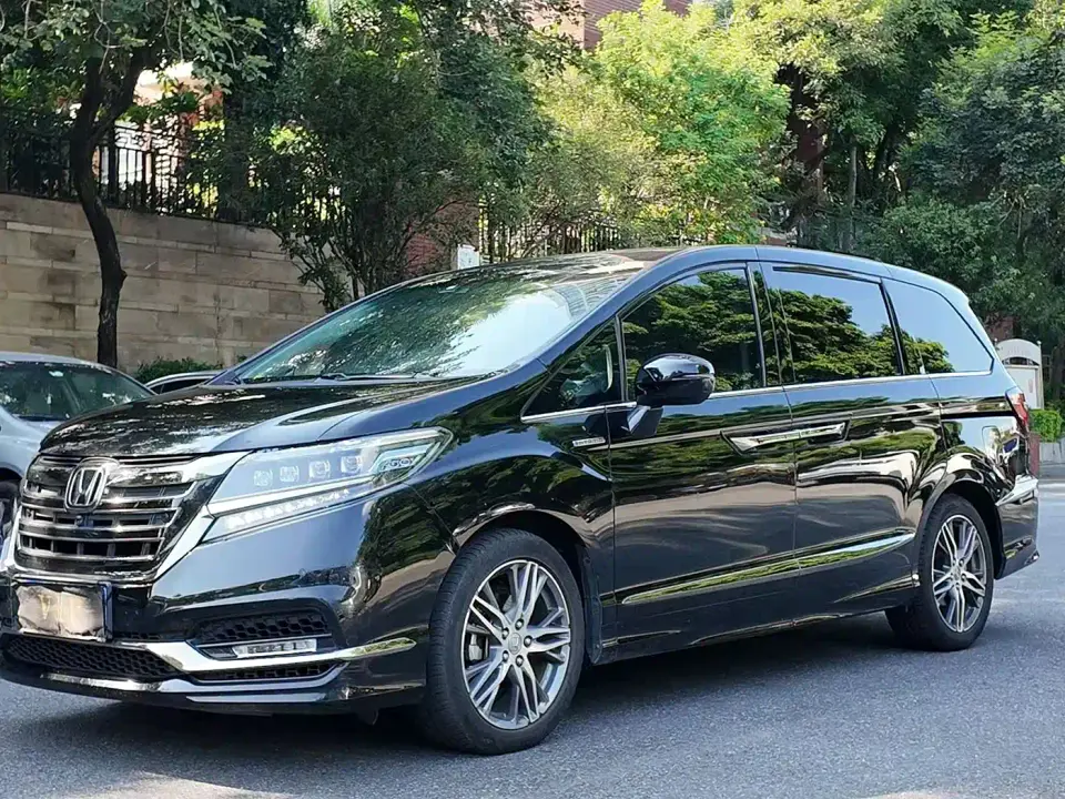 Honda Elysion 2.0L Hybrid Supreme Edition 2021