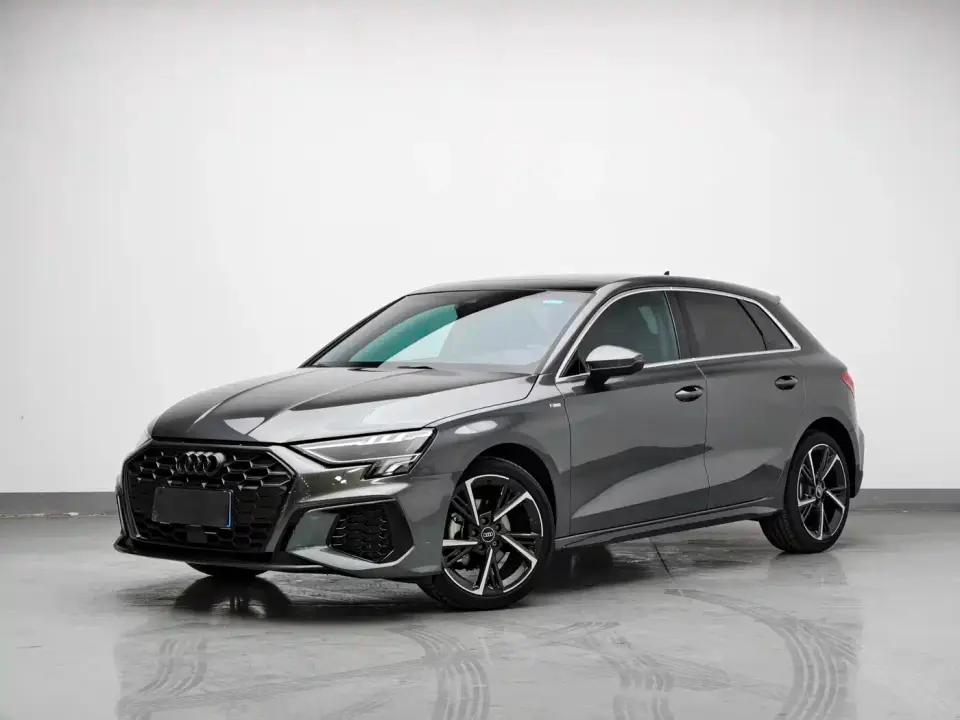 Audi A3 Model Sportback 35 TFSI Fashion Sport 2024