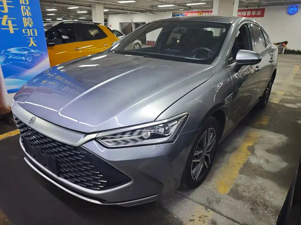 BYD Qin PLUS DM-i 120KM Premium 2022
