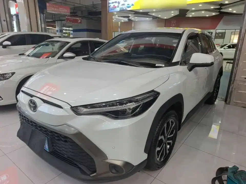Toyota Frontlander 2.0L CVT Luxury Edition 2023