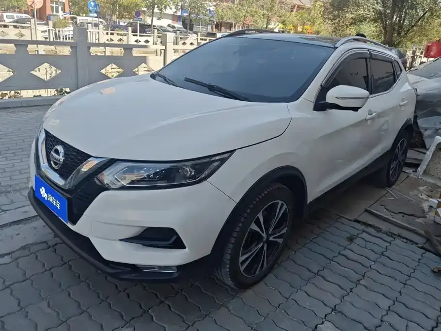 Nissan Qashqai 2.0L CVT Luxury Edition 2019