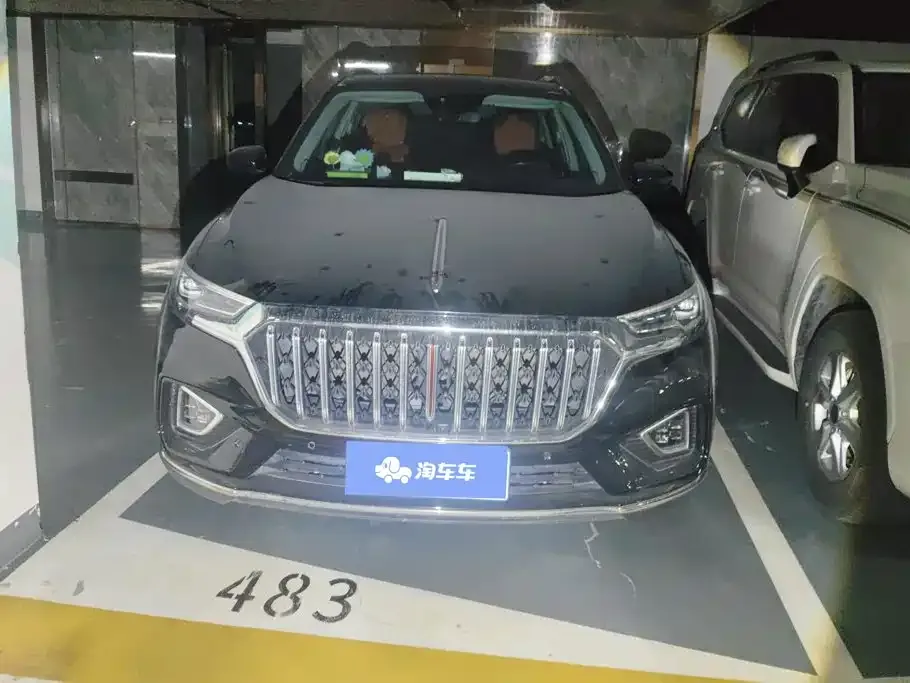 Hongqi HS5 Facelift 2.0T Smart Flag Enjoyment AWD Edition 2022 — фото 2