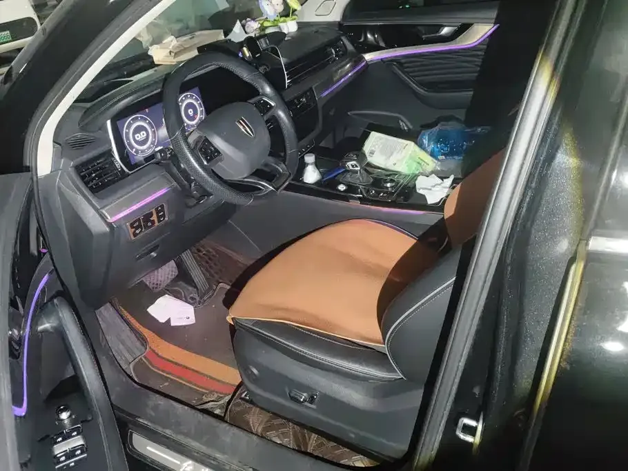 Hongqi HS5 Facelift 2.0T Smart Flag Enjoyment AWD Edition 2022 — фото 9