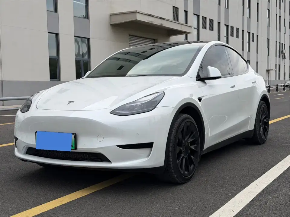 Tesla Model Y Facelift Rear-Wheel Drive Version 2023