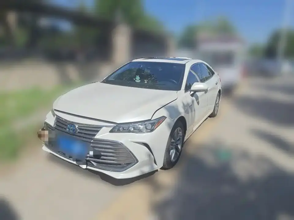 Toyota Avalon Hybrid 2.5L Luxury Edition China VI 2021