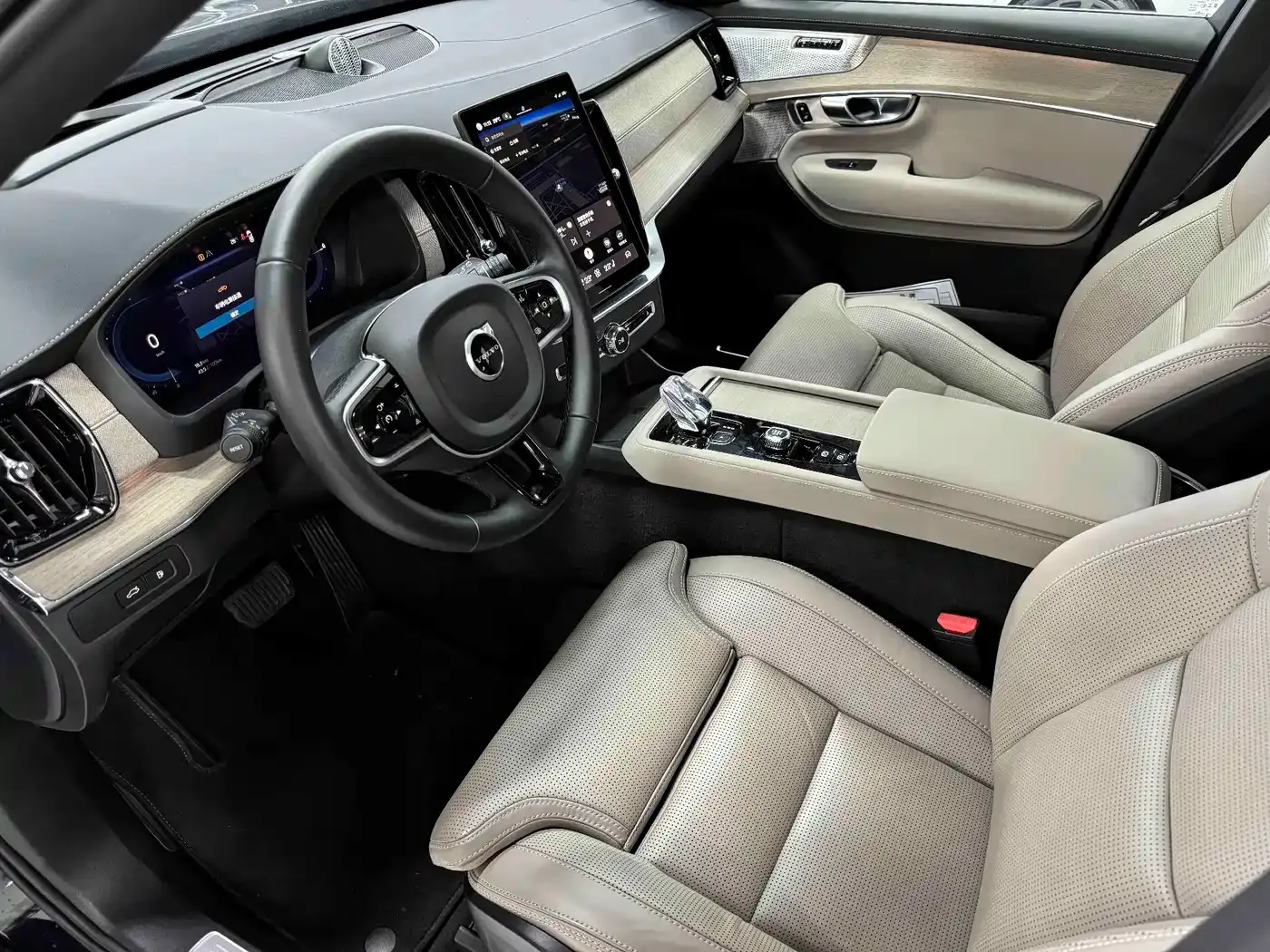 Volvo XC90 Plug-in Hybrid T8 Smart Premium Luxury 7-Seater 2025 — фото 20