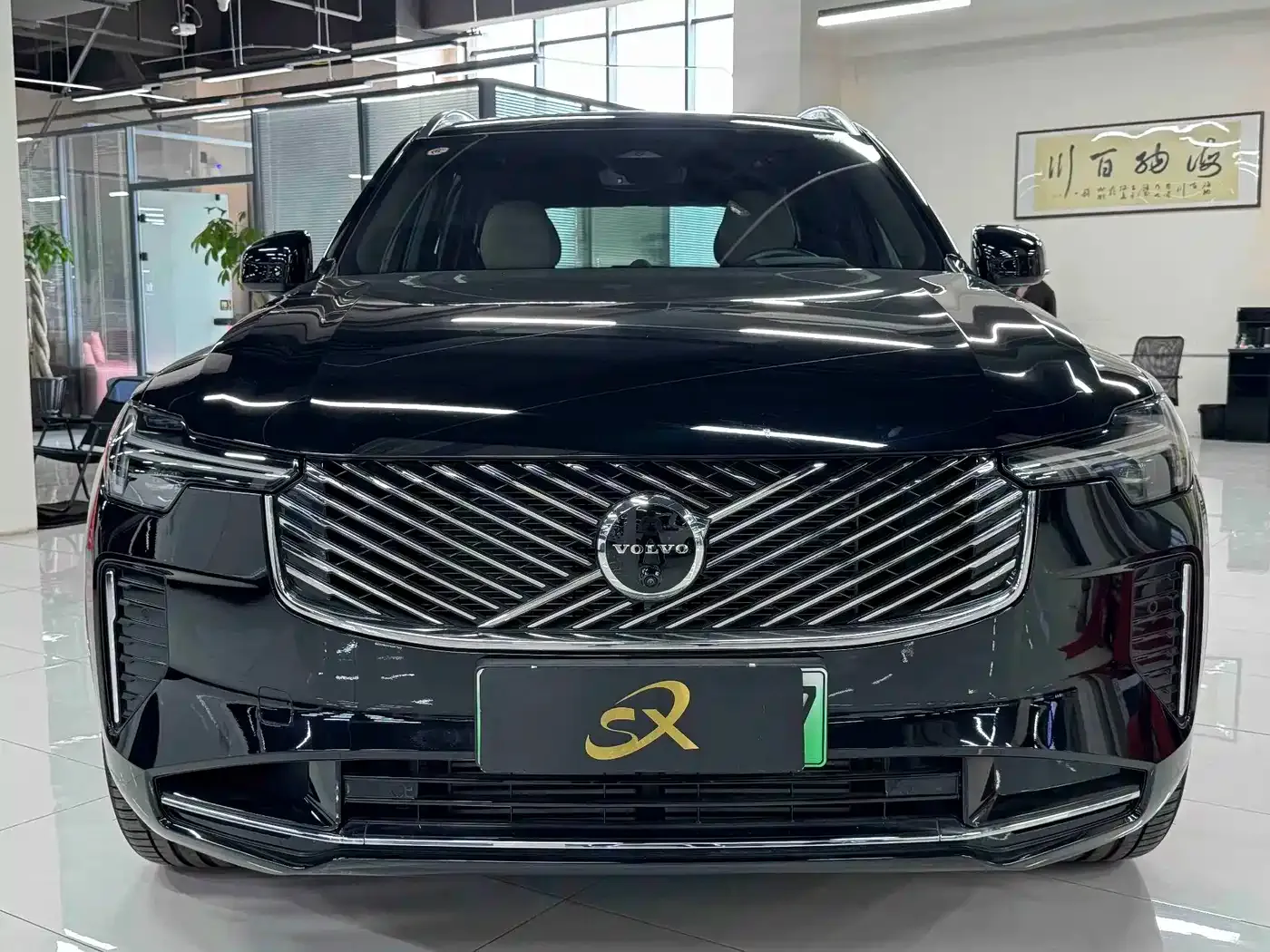 Volvo XC90 Plug-in Hybrid T8 Smart Premium Luxury 7-Seater 2025 — фото 2
