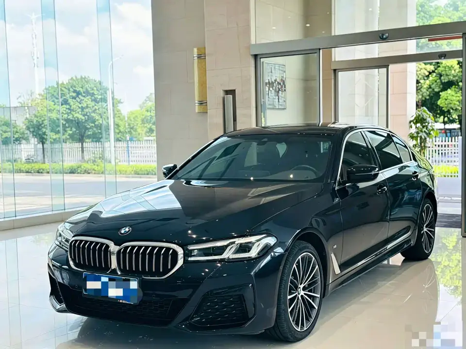 BMW 5 Series 530Li Leading M Sport Package 2024