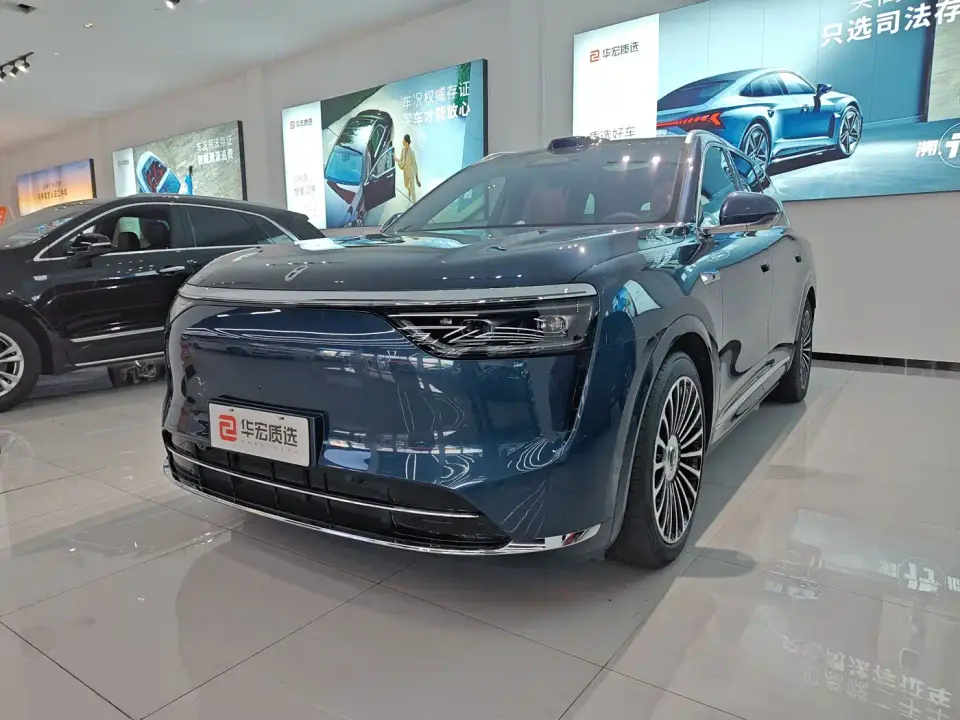 AITO Wenjie AITO M8 Model Extended Range Ultra Edition 53.4kWh 5-Seater 2025
