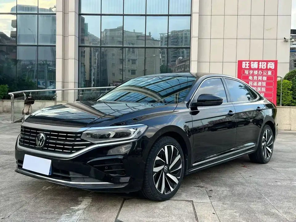 Volkswagen Passat 330TSI Elite Edition 2022