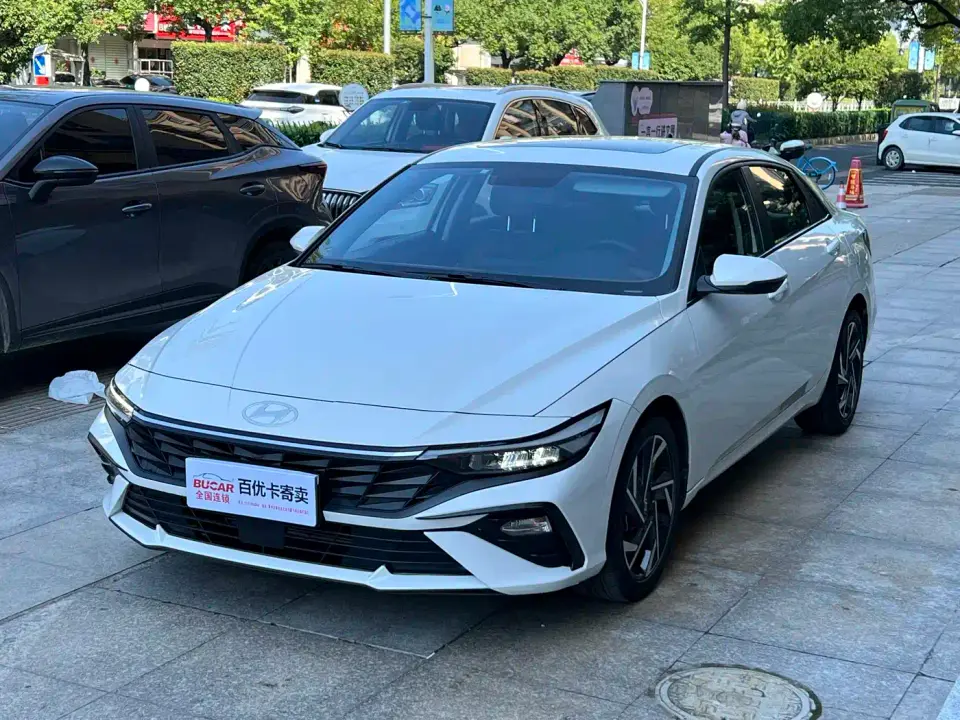 Hyundai Elantra 1.5L CVT GLX Elite Edition 2025