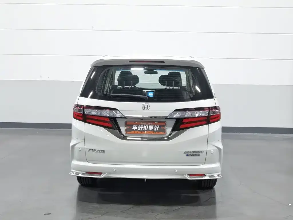 Honda Odyssey 2.0L Sharp Smart Edition 2021 — фото 4
