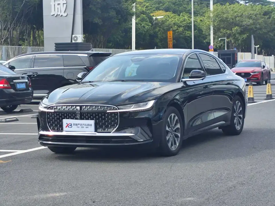 Lincoln Z 2.0T Premium Edition 2025