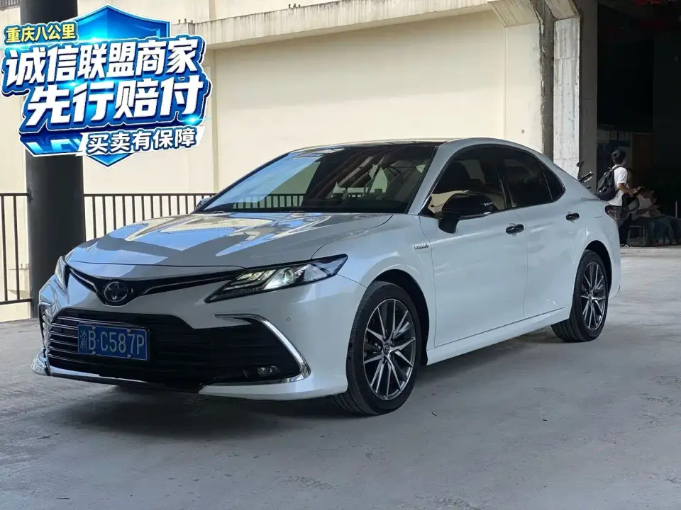 Toyota Camry Hybrid 2.5HGVP Leading Edition 2022