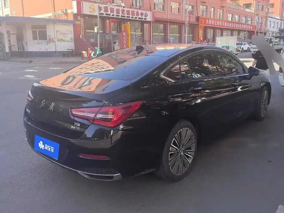 Hongqi H5 Classic Facelift 1.5T DCT Flag Rhythm Edition 2022 — фото 3