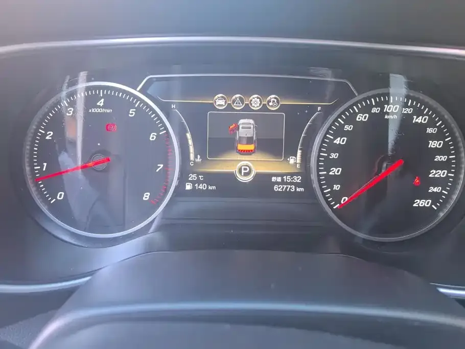 Hongqi H5 Classic Facelift 1.5T DCT Flag Rhythm Edition 2022 — фото 14