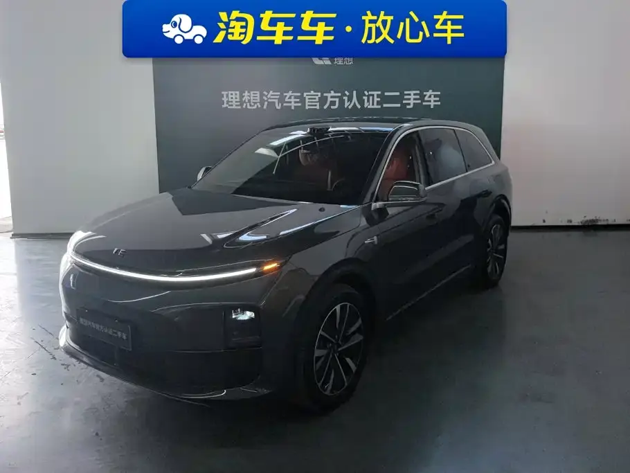 Li Auto L6 Pro Smart Renewal Edition 2025
