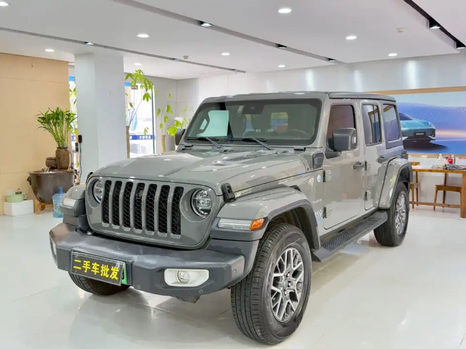 Jeep Wrangler 4xe 4-Door 2.0T 4xe Sahara Launch Edition 2022
