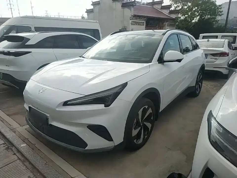 Arcfox Alpha T5 Model Extended Range Base 2025